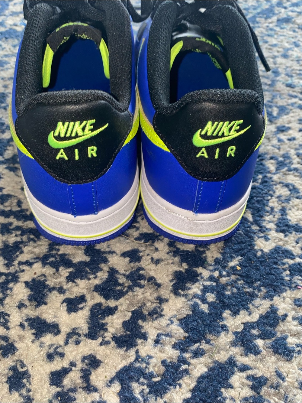 Nike Kids Blue Black Neon Yellow Air Force 1 Sneakers, boys size 5.5 - Picture 5 of 7